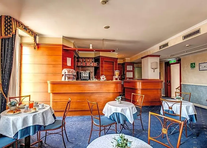 Hotel Laura 3*