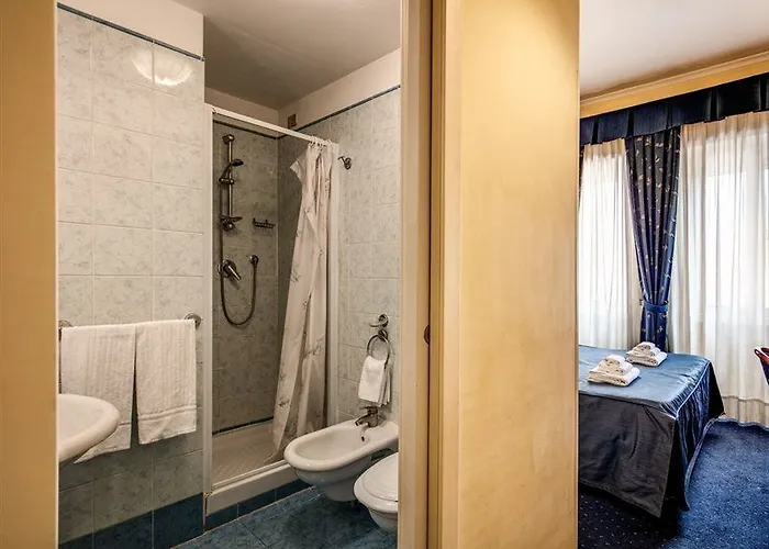 Hotel Laura 3*