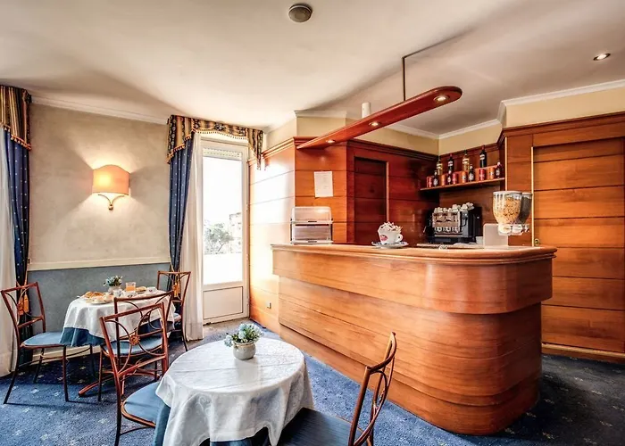 Hotel Laura 3*